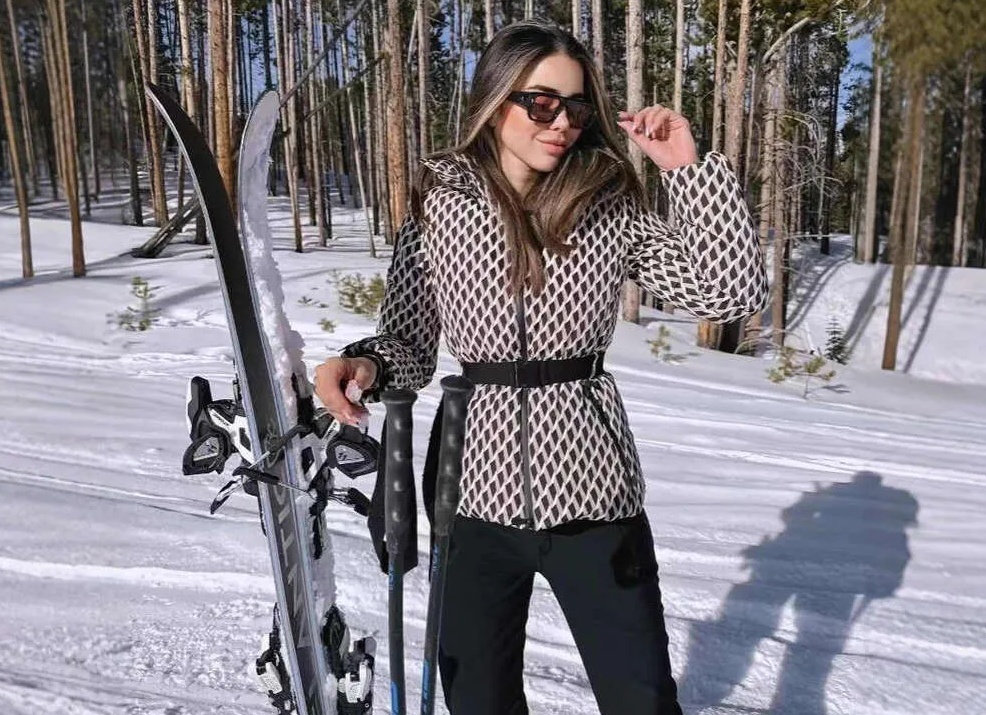 Одежда для спорта или как лыжные маски перекочевали на рэперов...🥽
